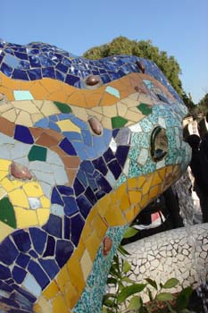 Fuente del Lagarto, Parque Güell, Barcelona