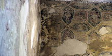 Pintura de conjunto hexágonos de la iglesia de San Miguel de Lil