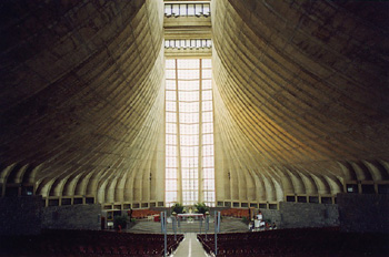 Interior, Catedral de Beirut, Líbano