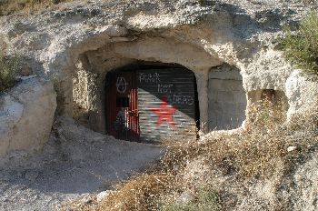 Bodega en una cueva, Sacramenia, Segovia, Castilla y León