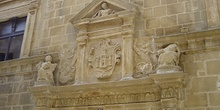 Escudo en el ayuntamineto de Uncastillo, Zaragoza