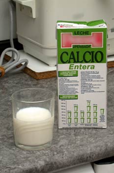 Tetrabrik de leche entera con calcio