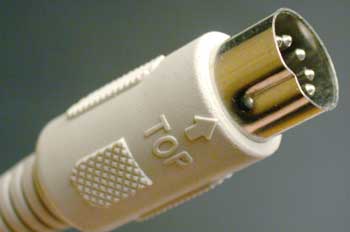 Conector DIN macho de ratón/teclado