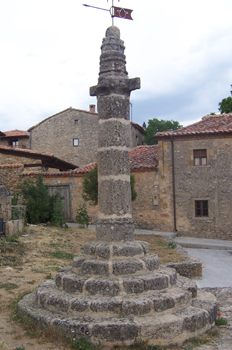 Rollo medieval del siglo XV, Calatañazor, Soria, Castilla y León