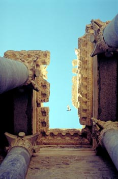 Detalle del cuerpo de columnas - Mérida, Badajoz