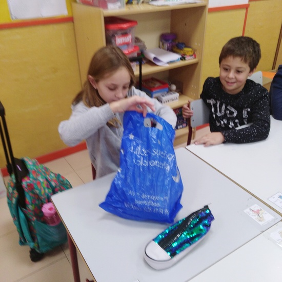 AMIGO INVISIBLE - NAVIDAD 32