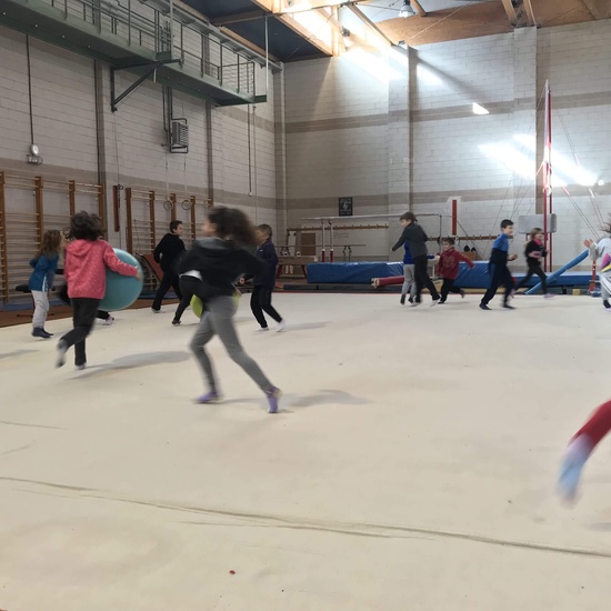 3º A Y B - SALIDA AL POLIDEPORTIVO 