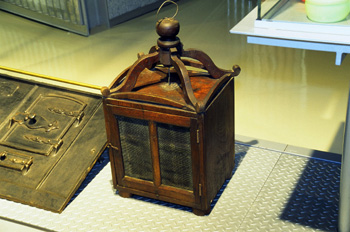 Utensilios domésticos: Fresquera para alimentos perecederos, Mus