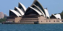 La Opera House desde la bahía, Sydney, Australia
