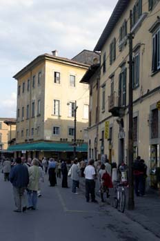 Via Santa María, Pisa