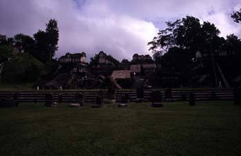 Acrópolis Norte, Tikal, Guatemala