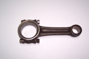 Biela de un motor de 6 cilindros