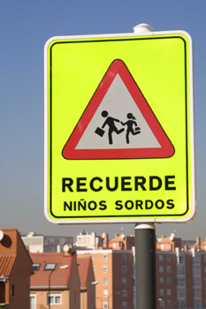 Señal: Recuerde niños sordos