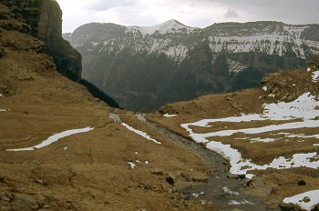 Deshielo en Valle de Ordesa