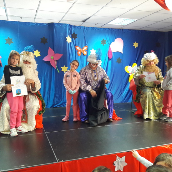 The Three Wise Men come to School 7