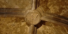 Escudo del Papa Luna, Huesca