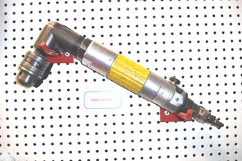 Taladro neumático acodado