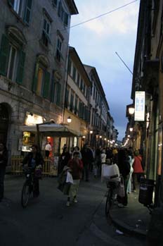 Via Mazzini, Pisa