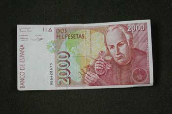 Anverso de un billete de 2000 pesetas