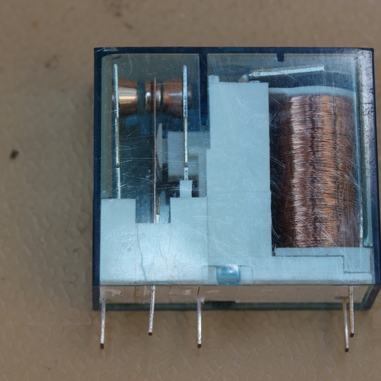 Relé de 1 circuito de 6 Vdc