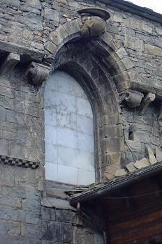 Ventana sin capiteles. Catedrla de Jaca, Huesca