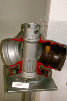 Buje tripala seccionado de hélice VDM para avión Dornier 215, Mu