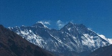 Everest con Nuptse y Lhotse, vistos desde Tengboche