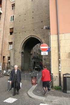 Porta di Santa Maria, Bolonia
