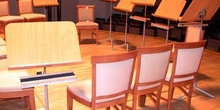 Tarima en sala sinfónica