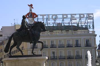 Estatua ecuestre de Carlos III en la Puerta del Sol, Madrid