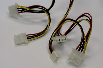 Conectores Fuente de Alimentación  para unidades de Disco