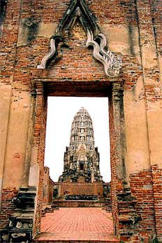 Detalle de pórtico, Ayutthaya, Tailandia
