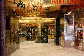 Galería comercial subterránea, Budapest, Hungría