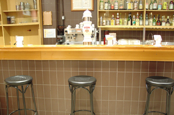 Vista general del bar