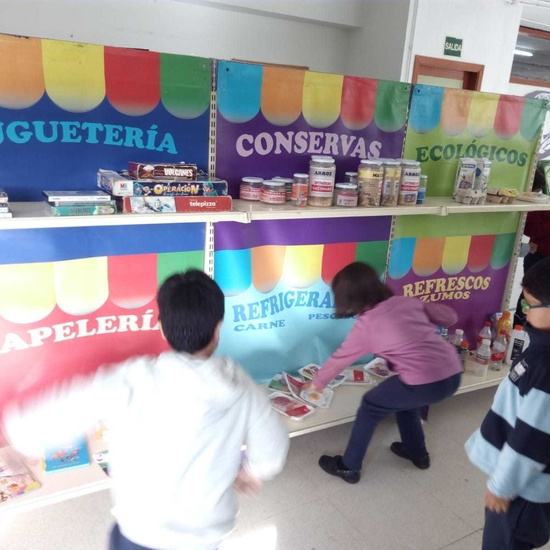 2018_11_Primero realiza el taller de Consumo del Ayto_CEIP FDLR_Las Rozas 16