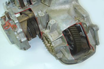 Caja de cambios transversal. Detalle y sección del grupo diferen