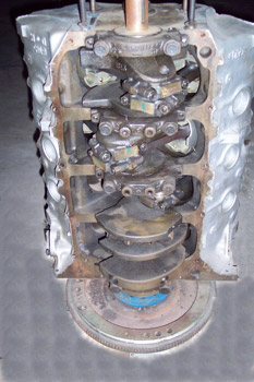 Bloque cigüeñal de un motor en V de 8 cilindros