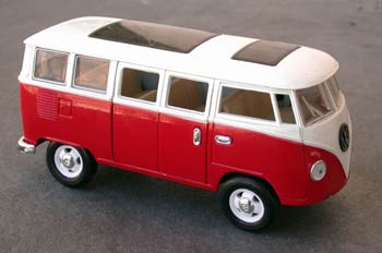 Miniatura de una furgoneta de los años 60