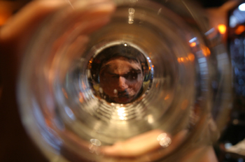 Reflejo en un vaso, Londres, Reino Unido