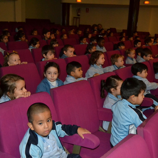 TEATRO LA CHARLOJA. “KAMELOT”_2 9