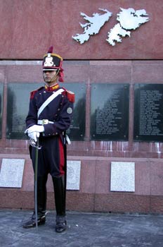 Monumento a los Caídos en la Guerra de las Islas Malvinas, Argen