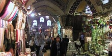 Tiendas en el Gran Bazar, Estambul, Turquía