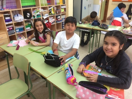 2017_04_21_JORNADAS EN TORNO AL LIBRO_TALLER MARCAPAGINAS_QUINTO 15