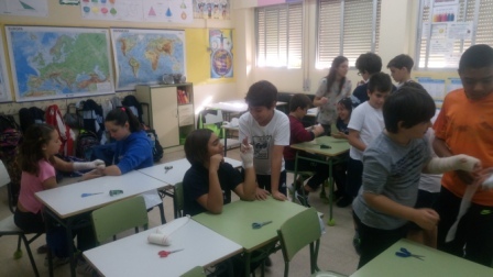 2017_10_SEXTO_TECNICAS DE VENDAJES EN CCNN_FDLR_LAS ROZAS 29