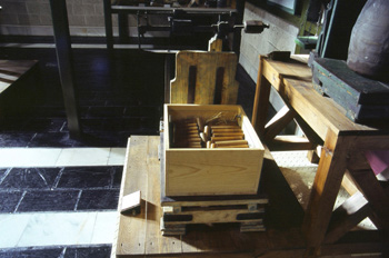 Báscula para pesar mezclas blancas y negras para la fabricación