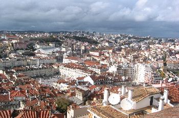 Alfama desde el Castillo de San Jorge, Lisboa, Portugal