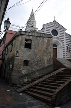 Iglesia, Moneglia