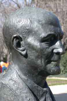 Busto de Paul P. harris, fundador de Rotary International
