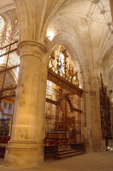 Reja y pilares de la Catedral de Cuenca, Castilla-La Mancha