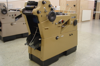 Máquina impresora de un cuerpo, formato pequeño